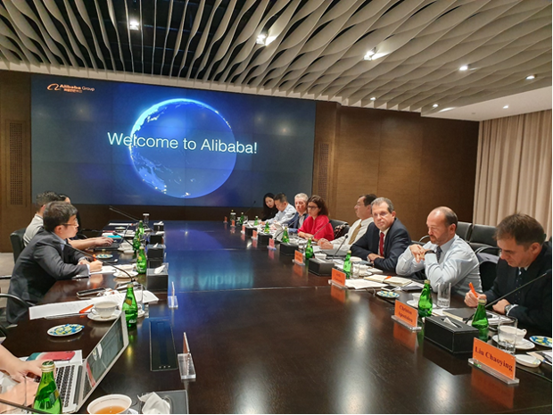 Reunião entre a delegação do ERGP e o Grupo Alibaba.